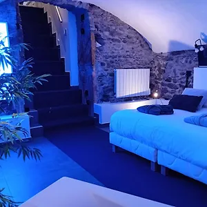 X Change - Balneo - Vieux Appartement