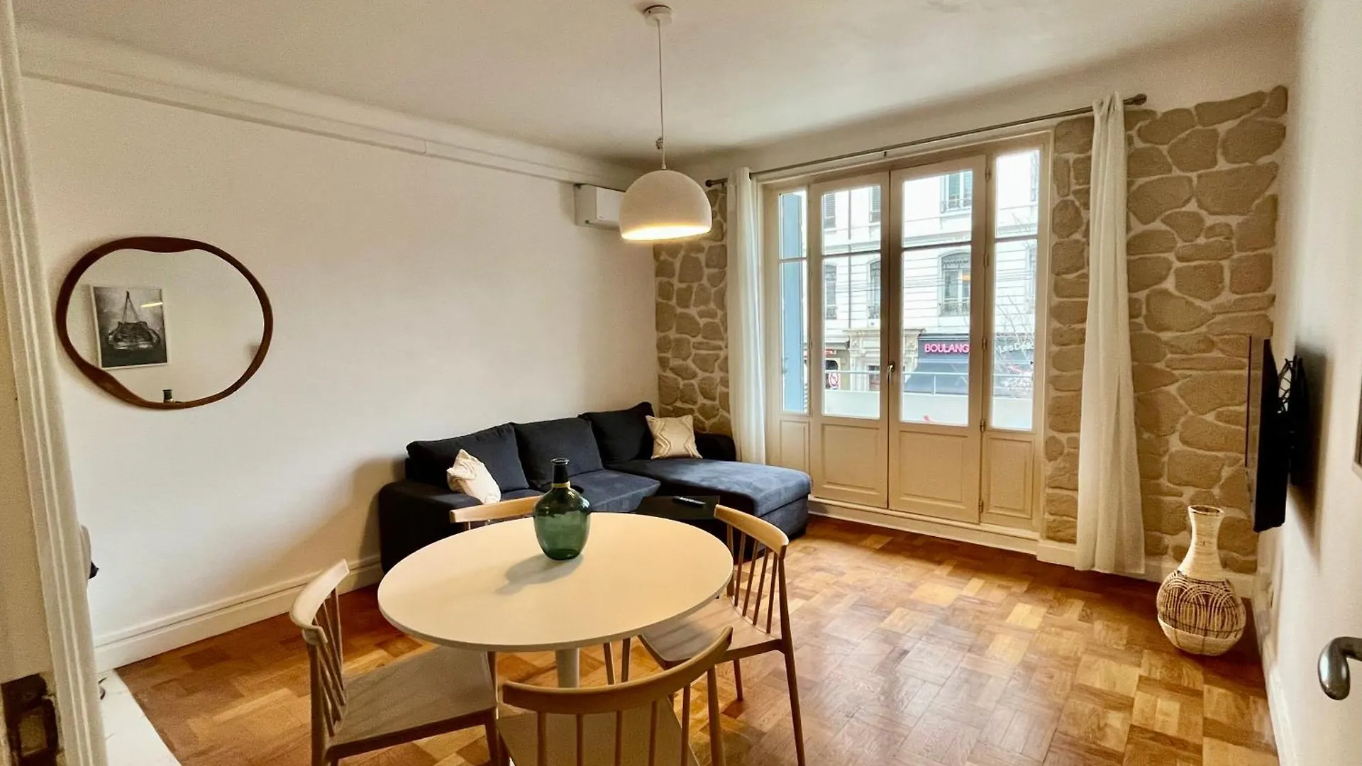 Appartement Suite Corneille Lyon